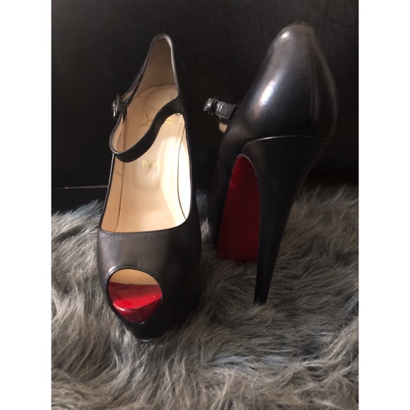 Christian Louboutin Pumps - Picture 2 of 3